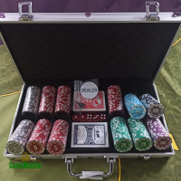Професійний набір для покеру, в алюмінієвому кейсі 300 шт. з номіналу * 1-500 *