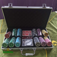 Професійний набір для покеру, в алюмінієвому кейсі 300 шт. з номіналу * 5-5000*