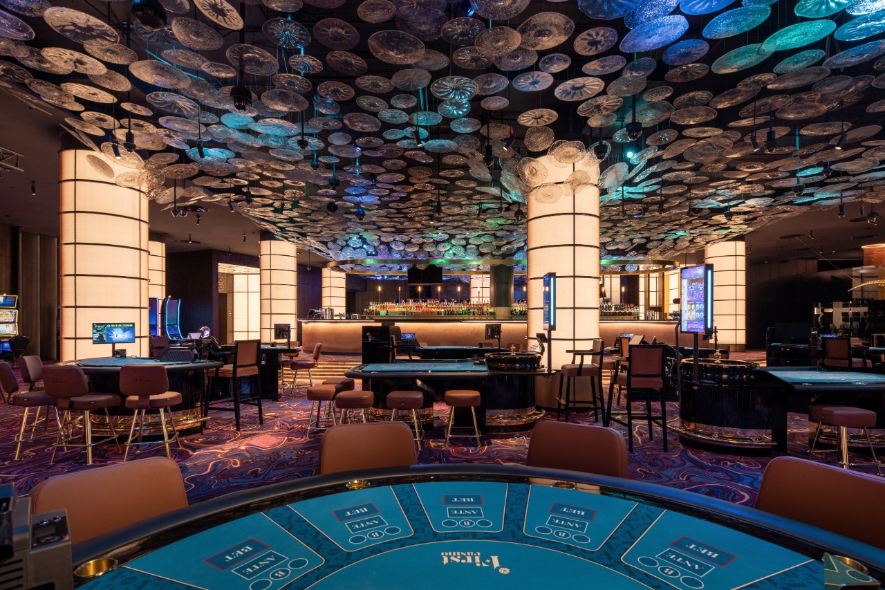 First Casino, Одесса фото зала 24